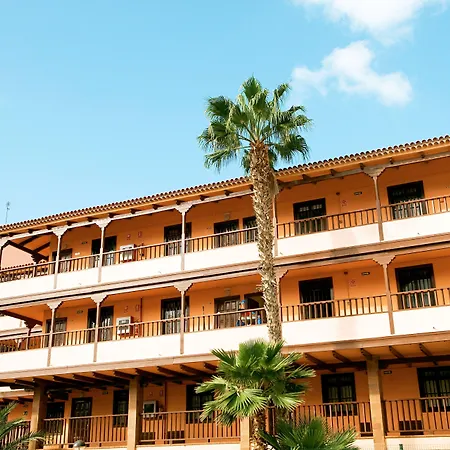 Coral Alisios Los Cristianos (Tenerife)