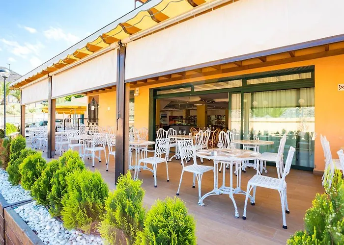 Coral Alisios Los Cristianos (Tenerife)